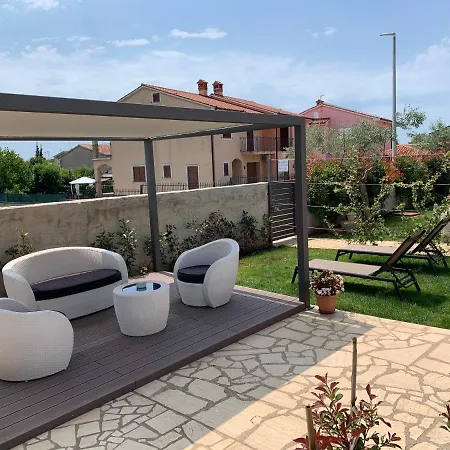 Apartments & Room Piutti Bale Exterior photo